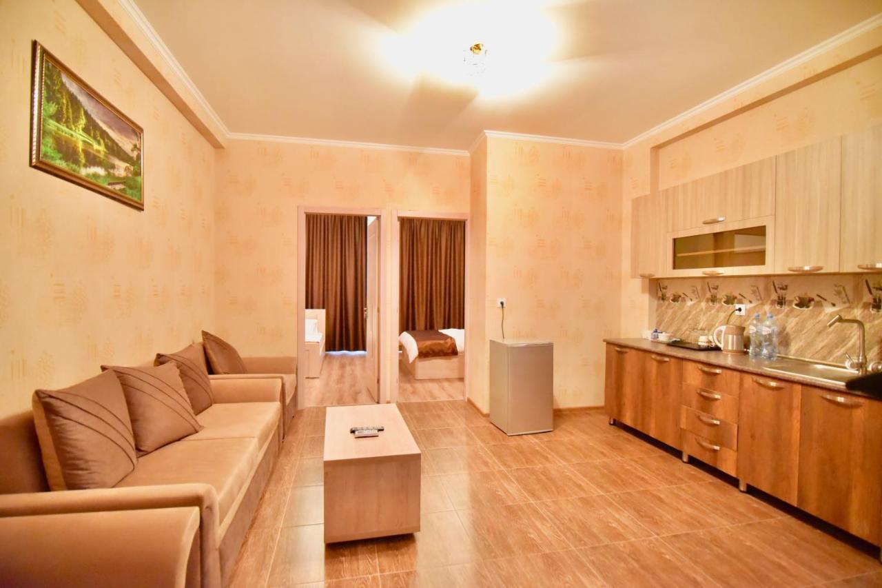 Hotel Blue Ridge Tiflis Dış mekan fotoğraf